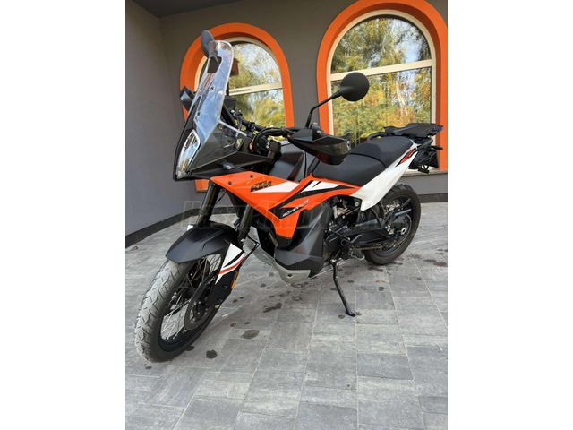 KTM 890 ADVENTURE