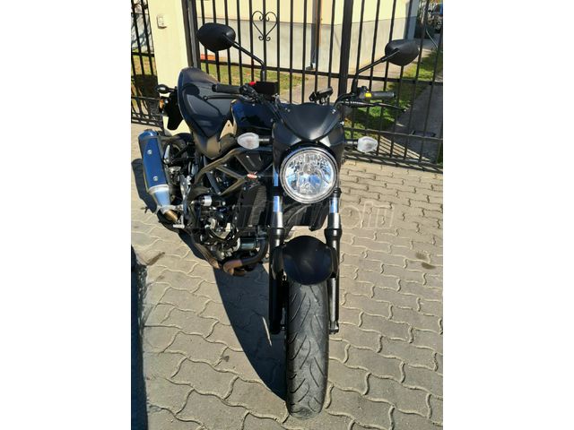 Elad Haszn Lt Suzuki Sv N Fekete Met L Sz N