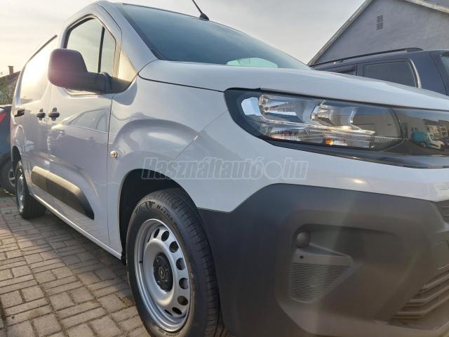 OPEL COMBO Cargo 1.5 DT L2H1 2.3t (3 személyes )