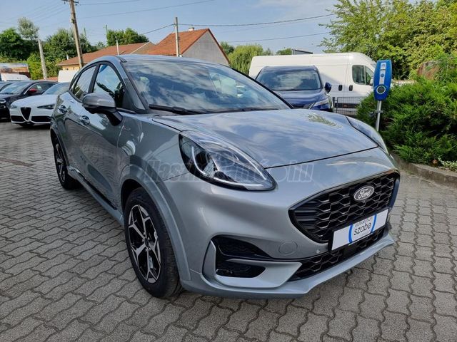 FORD PUMA ST-LINE 1.0L ECOBOOST MHEV 125 M6 Metálfényezéssel | Készleten