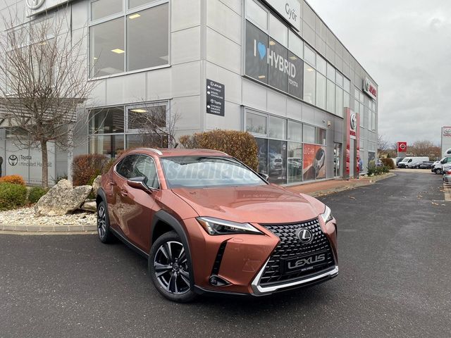 LEXUS UX 300h Business Edition Tech e-CVT Előfoglalható