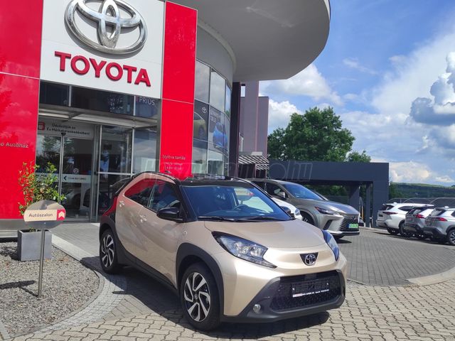 TOYOTA AYGO X 1.0 VVT-i Style szalonautó