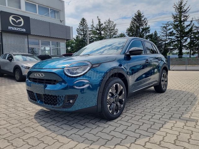 FIAT 600 1.2 MHEV LaPrima eDCT 145 le Tengerzöld készletről akár 4.9% THM-től több féle színben!