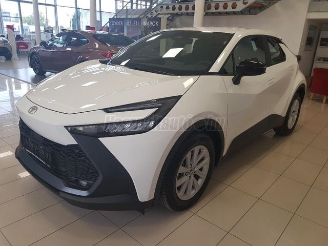 TOYOTA C-HR 1.8 Hybrid Comfort Business e-CVT 1DB KÉSZLETRŐL VIHETŐ