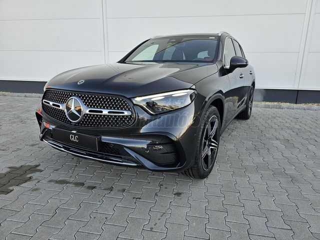 MERCEDES-BENZ GLC 220 d 4Matic 9G-TRONIC Mild hybrid drive