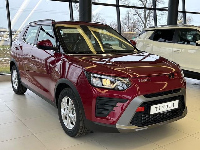 SSANGYONG TIVOLI 1.5 GDi-T Style (Automata) Cherry Vörös színben