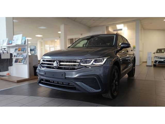 VOLKSWAGEN TIGUAN ALLSPACE 1.5 TSI Life DSG Azonnal elvihető