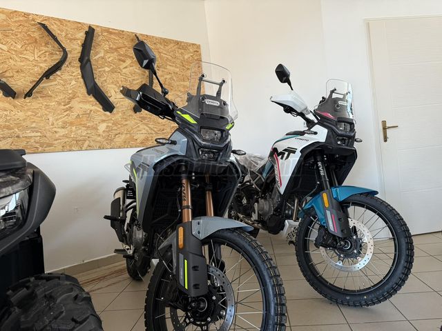 CFMOTO 450 MT ABS