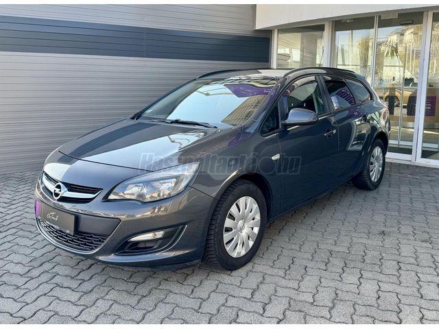 Opel Astra Sports Tourer Elado