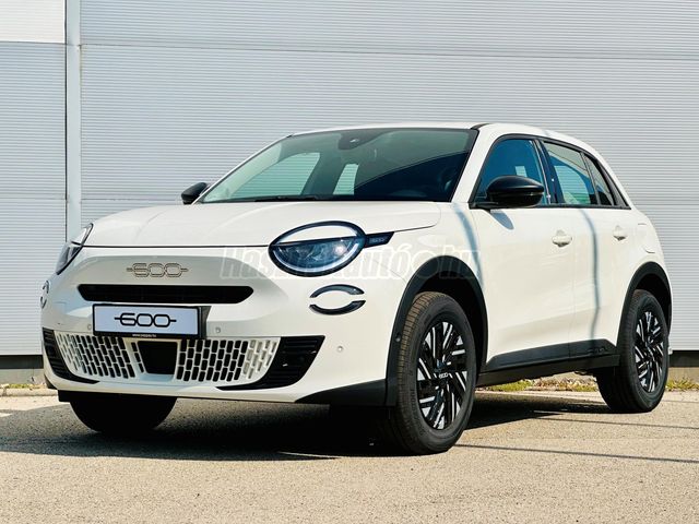 FIAT 600 1.2 MHEV eDCT Komfort csomag + ajándék téli csomaggal készletről!