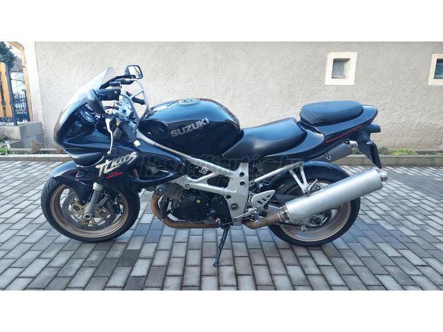 Eladó használt SUZUKI TL 1000 S , 1998/7, Fekete színű - Használtautó.hu