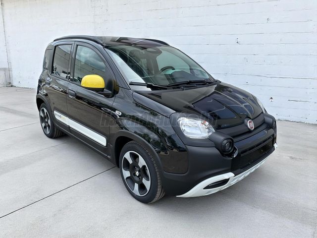 FIAT PANDA 1.0 BSG Cross A LEGVAGÁNYABB! KÉSZLETRŐL!