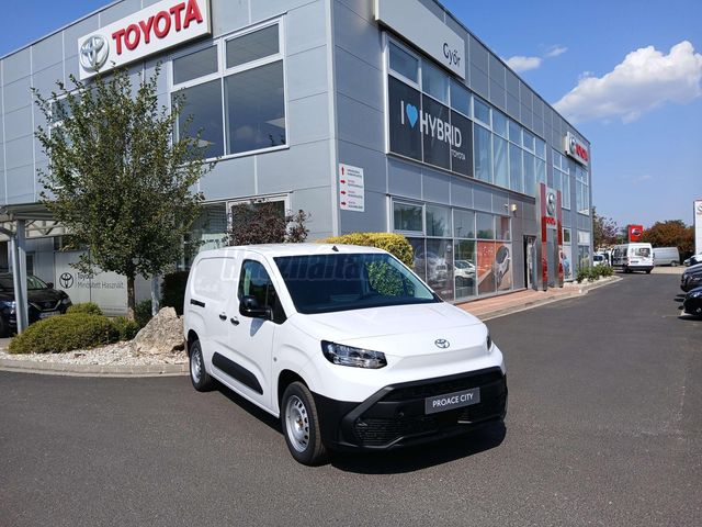 TOYOTA PROACE City 1.5 D Active Multimedia L1H1. 5 ajtó. 6 fokozatú manuális / kézi váltó Azon
