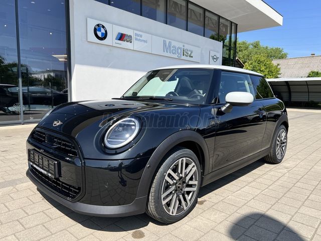 MINI COOPER 1.5DKG CLASSIC TRIM. L CSOMAG! Panoráma tető. ÁFA-s! Készletről azonnal átvehető!