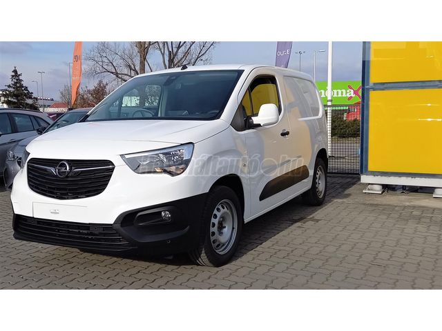 OPEL COMBO Cargo 1.5 DTH L1H1 2.0t (3 személyes ) AUGUSZTUSI KÉSZLETKISÖPRŐ AKCIÓ