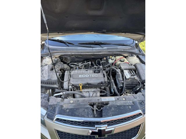 CHEVROLET CRUZE 2010 - 4