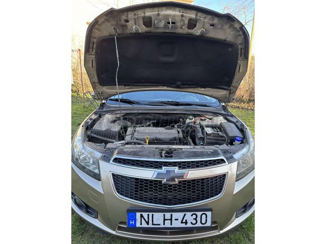 CHEVROLET CRUZE 2010 - 5
