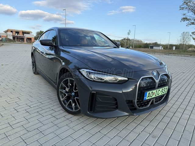 BMW I4 eDrive40 M Sport LED.BŐR KAMERA.HANGULATFÉNY Hőszivattyú / Vonóhorog