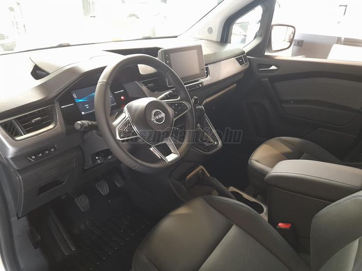 NISSAN TOWNSTAR 1.3 DIG-T Tekna