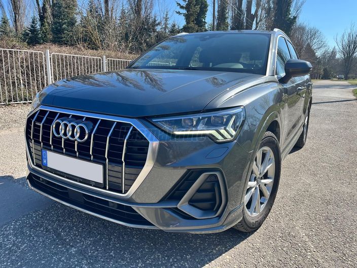 AUDI Q3 40 TDI S line quattro S-tronic