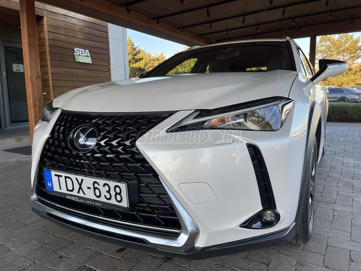 LEXUS UX 250h Comfort Top CVT