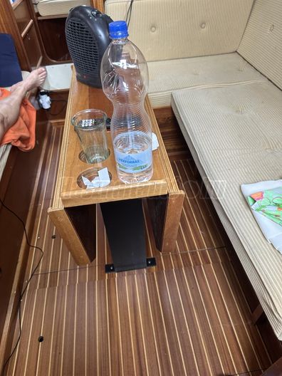 BAVARIA 890