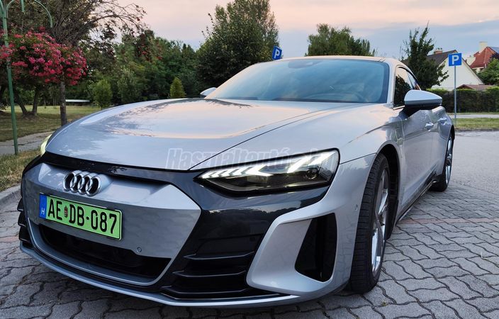 AUDI E-TRON GT