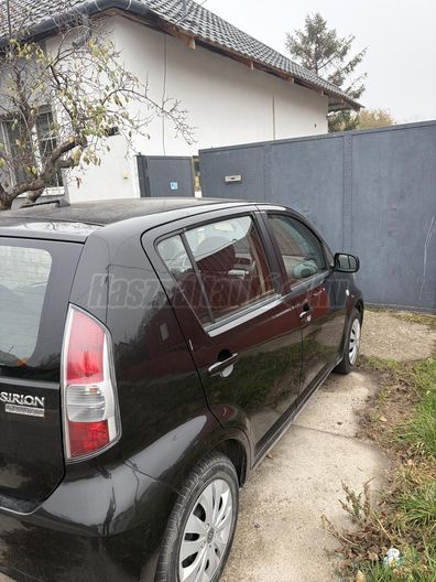 DAIHATSU SIRION 1.0