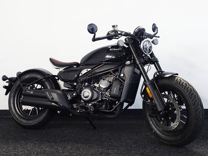 CFMOTO CLC BOBBER 450