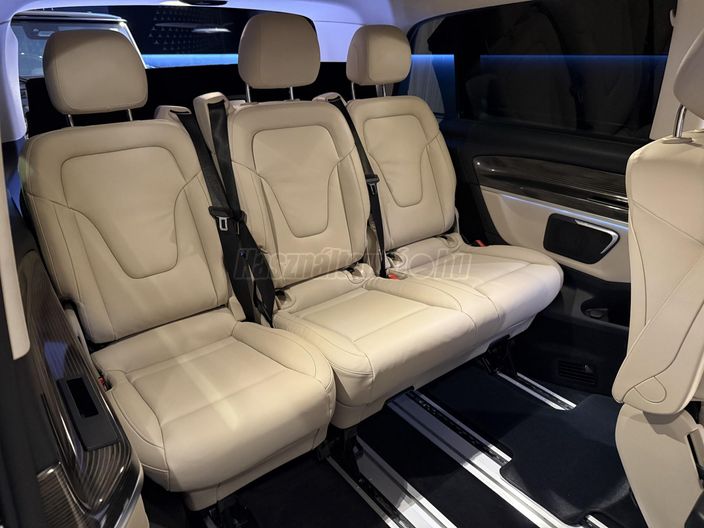 MERCEDES-BENZ EQV