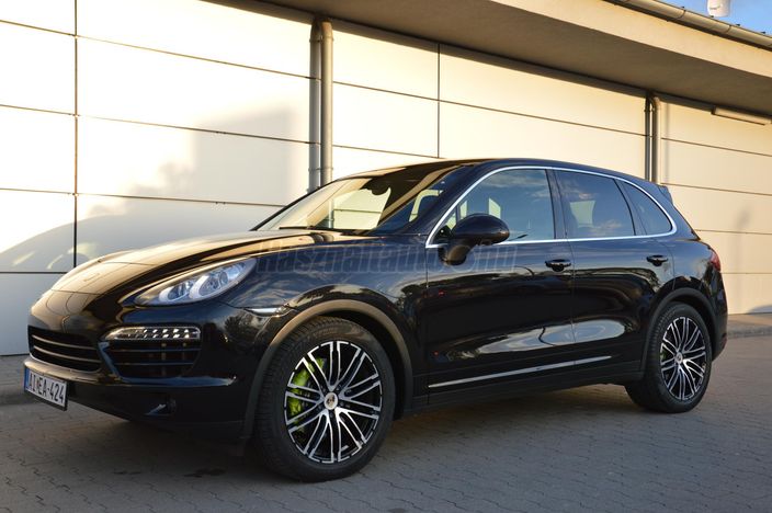 PORSCHE CAYENNE Dízel (Automata)