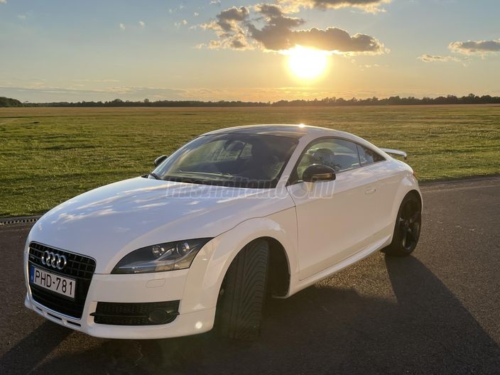AUDI TT Coupe 2.0 TFSI S-tronic