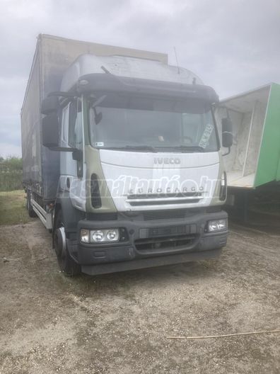 IVECO 180E30. 7.4 M PLATÓ HOSSZ!