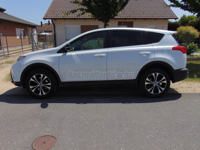 TOYOTA RAV 4 Rav4 2.0 Premium