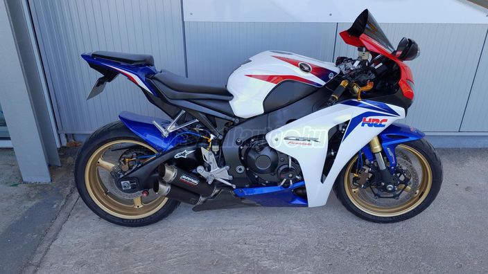 HONDA CBR 1000 RR