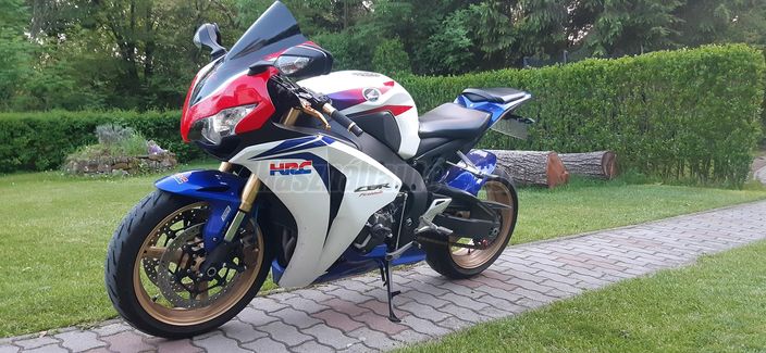 HONDA CBR 1000 RR
