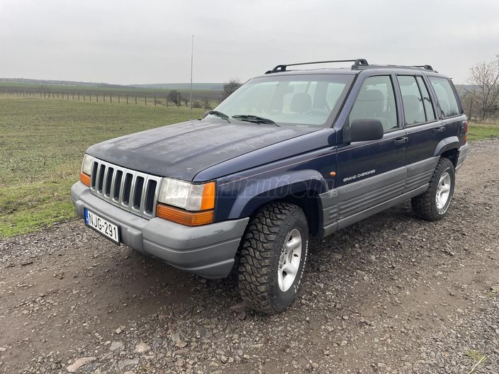 JEEP GRAND CHEROKEE