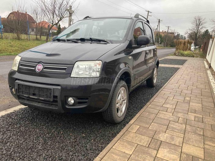 FIAT PANDA 1.3 Mjet 4x4 Climbing