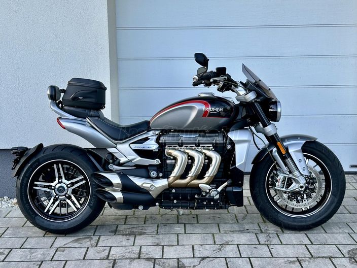 TRIUMPH ROCKET