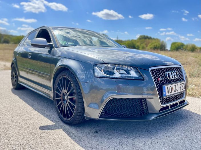 AUDI RS3 Sportback 2.5 TFSI quattro S-tronic