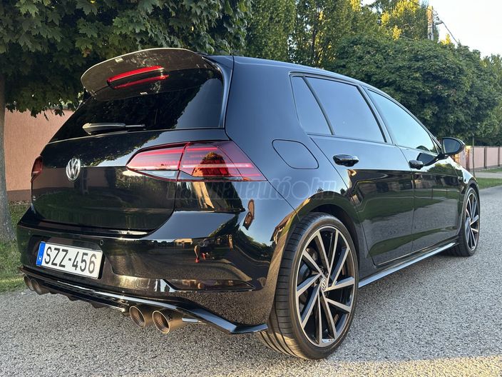 VOLKSWAGEN GOLF VII 2.0 TSI R 4Motion DSG