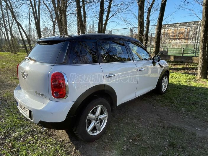 MINI COUNTRYMAN Cooper 2.0 D ALL4 (Automata)
