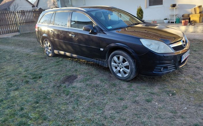 OPEL VECTRA C Caravan 2.2 Cosmo
