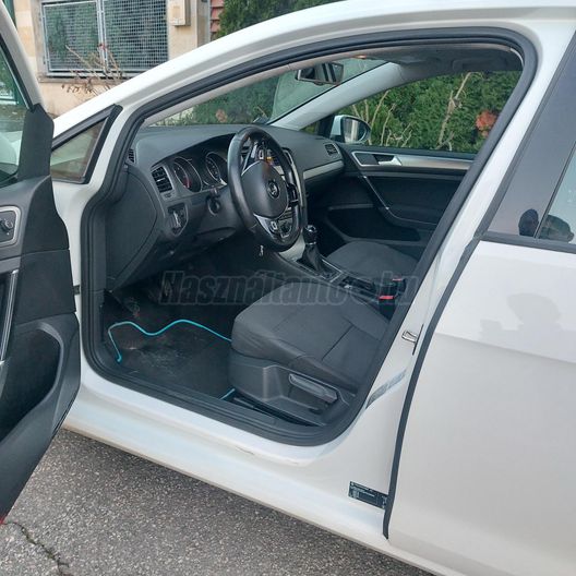 VOLKSWAGEN GOLF VII Variant 1.6 TDI Comfortline 4Motion