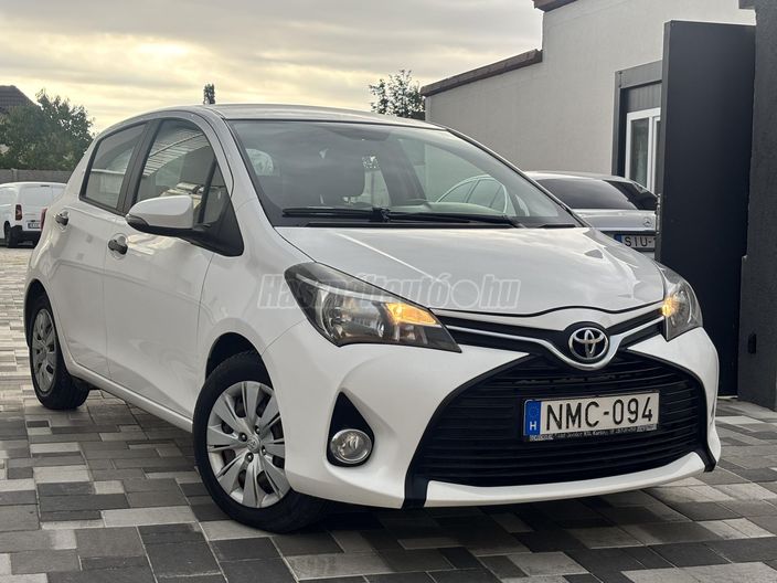 TOYOTA YARIS 1.4 D-4D Live