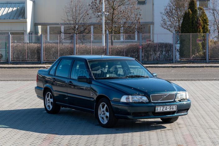 VOLVO S70 2.3 T-5