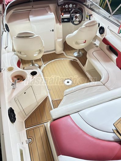 RINKER 232 CAPTIVA CUDDY AUTÓ CSERE 20M-ig
