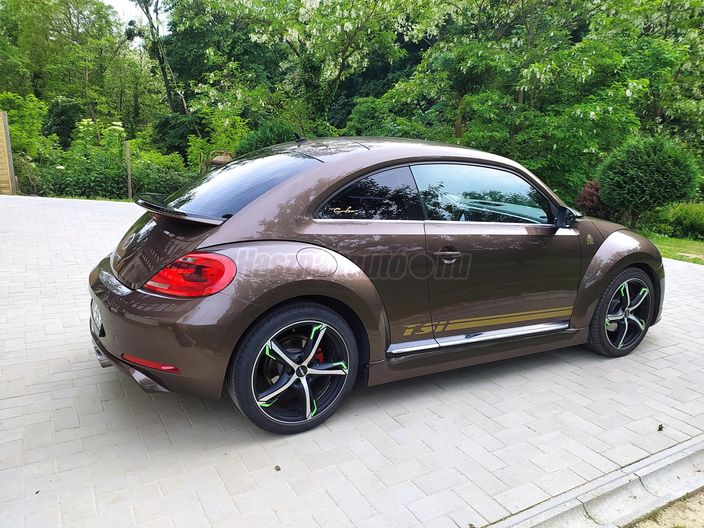 VOLKSWAGEN BEETLE 2.0 TSI DSG Sport