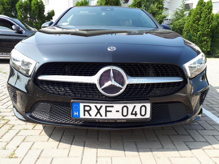 MERCEDES-BENZ A 180 d 7G-DCT