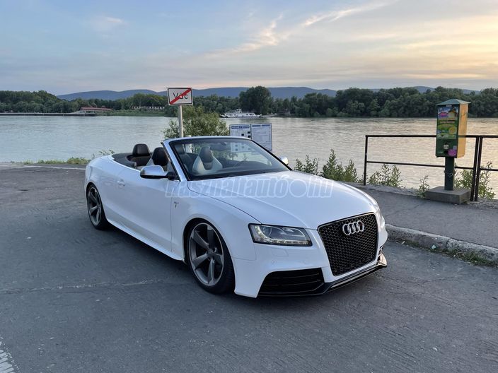 AUDI S5 Cabrio 3.0 TFSI quattro S-tronic